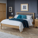 Cotswold Oak & Oak Veneers Bed