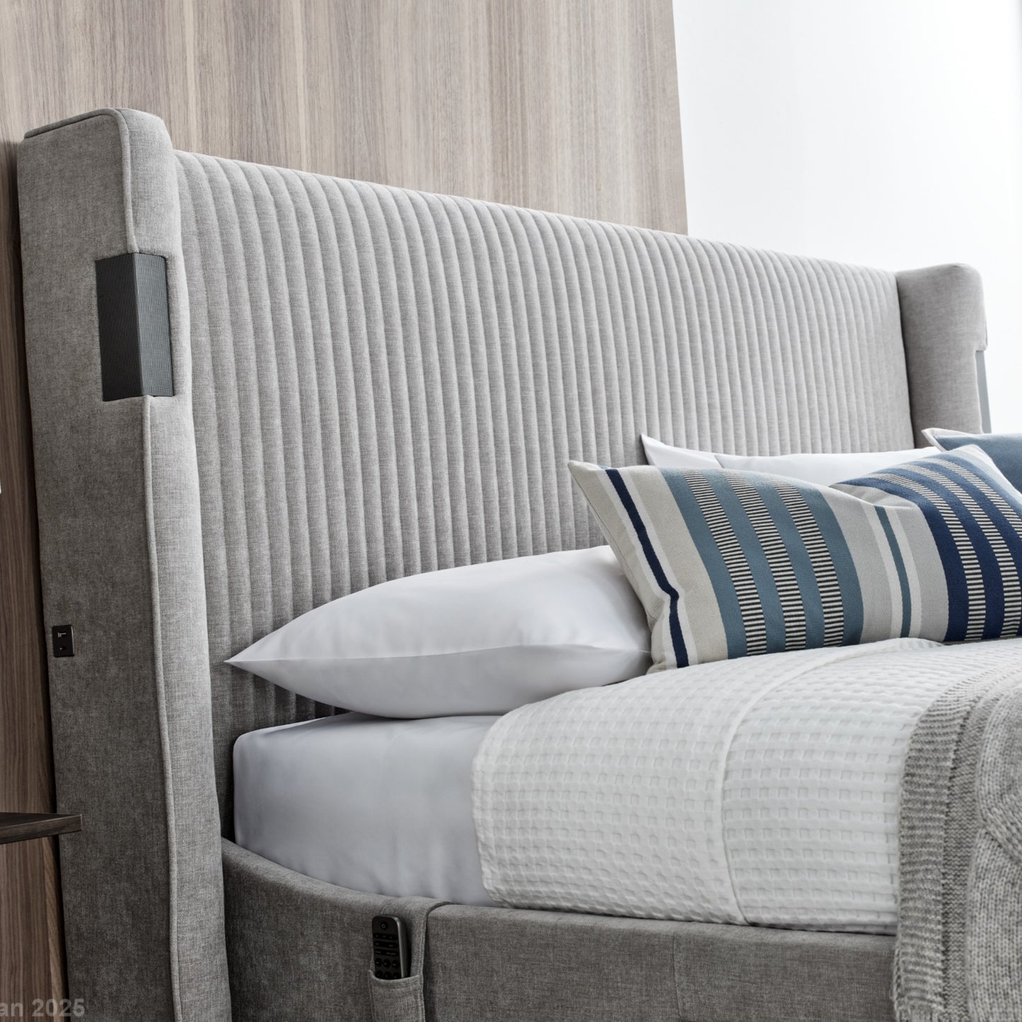 Darras 5.1.2.Dolby Atmos TV Bed in Madrian Light Grey