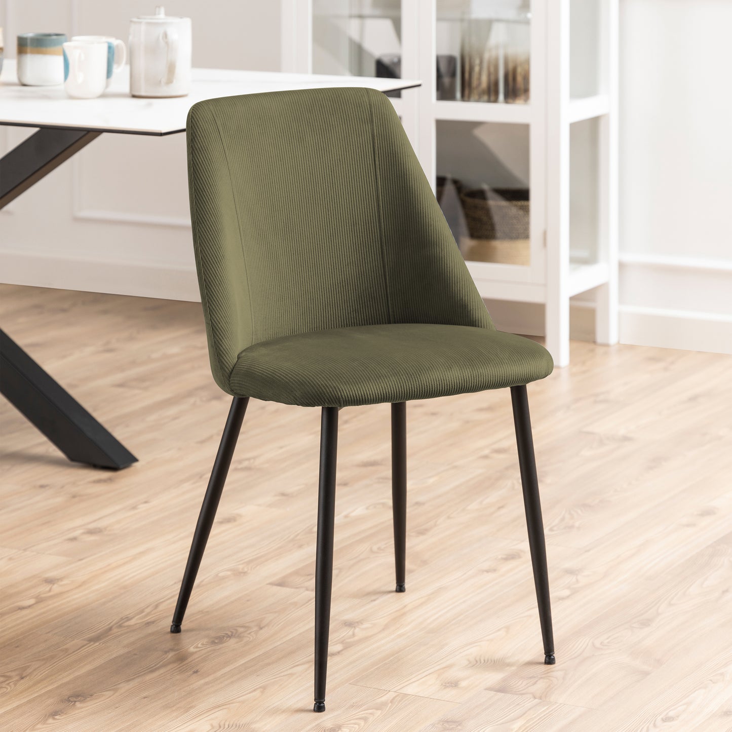 Yale Dining Table in Oak + Ines Dining chair in Olive Green(4 Chairs)